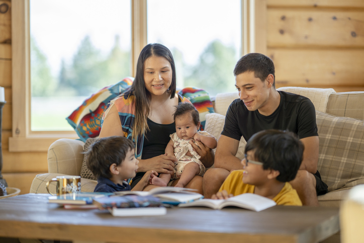 American Indian family gathers together