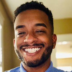 Emmanuel Encarnacion Headshot