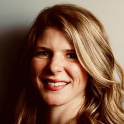 Mary Bayham Headshot