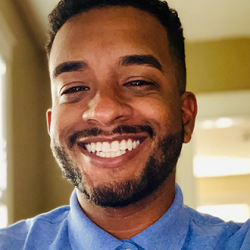 Emmanuel Encarnacion Headshot