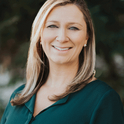 Carly-Strang-Headshot