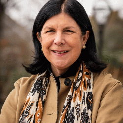 Denise Marks Headshot
